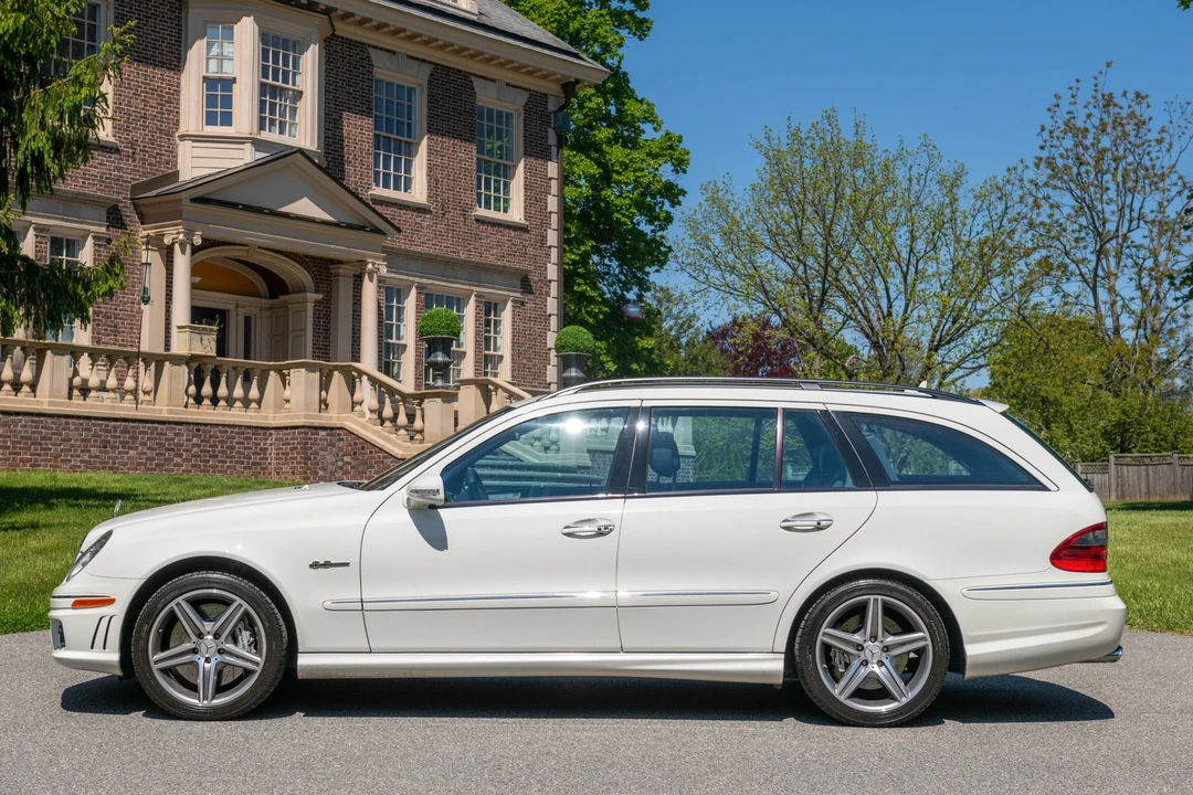 2008 Mercedes-Benz W211 E 55 & E 63 AMG - Image 14 of 31