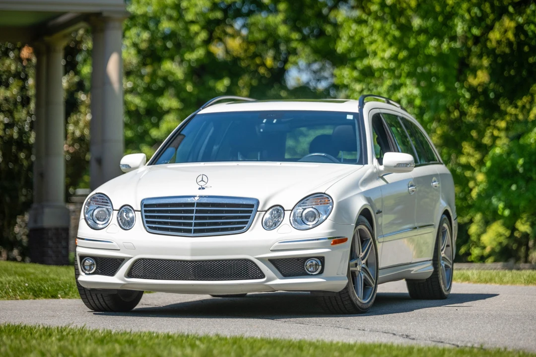 2008 Mercedes-Benz W211 E 55 & E 63 AMG - Image 5 of 31
