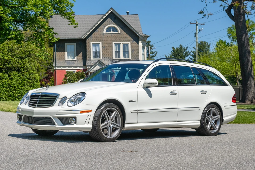 2008 Mercedes-Benz W211 E 55 & E 63 AMG - Image 2 of 31