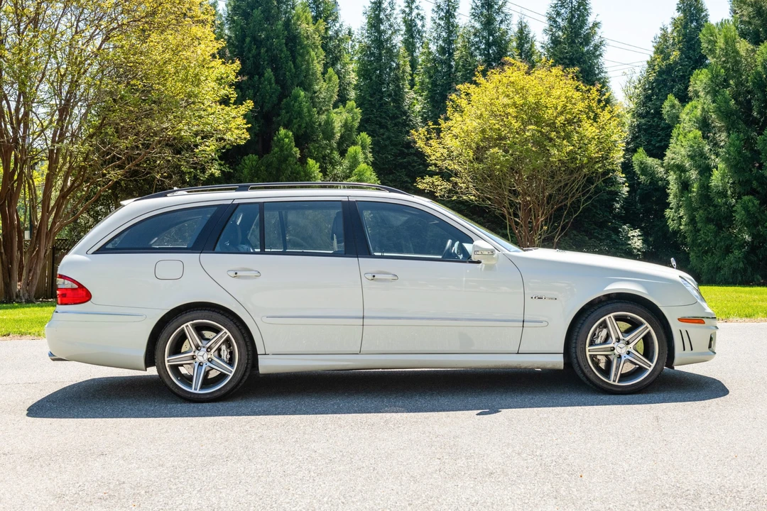 2008 Mercedes-Benz W211 E 55 & E 63 AMG - Image 10 of 31