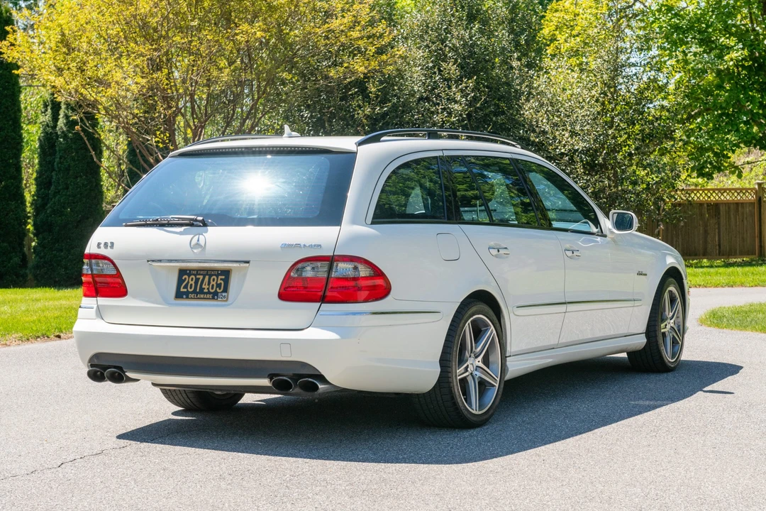 2008 Mercedes-Benz W211 E 55 & E 63 AMG - Image 11 of 31