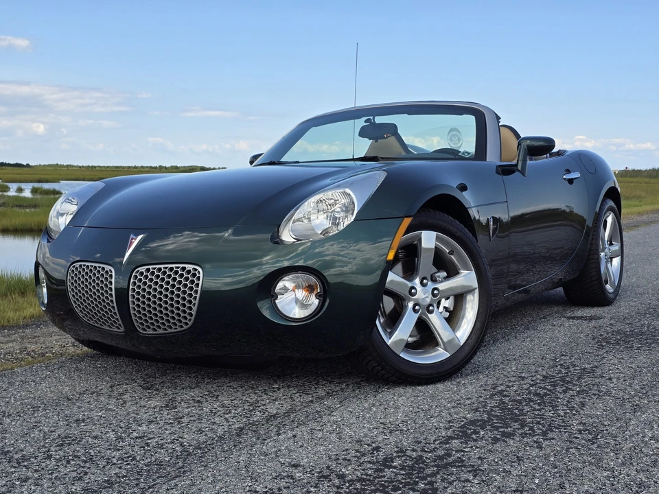 2008 Pontiac Solstice - Image 19 of 31