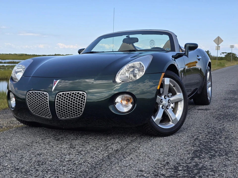 2008 Pontiac Solstice - Image 16 of 31