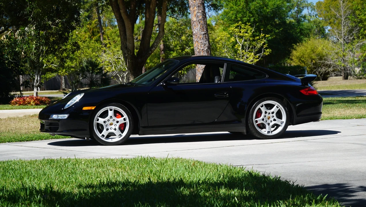 2008 Porsche 997 Carrera 4S - Image 2 of 31
