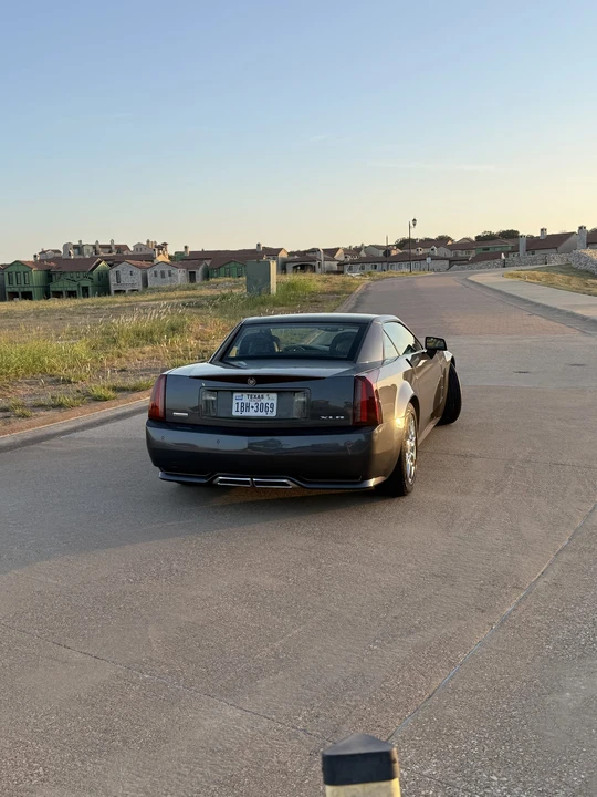 2009 Cadillac XLR - Image 15 of 31