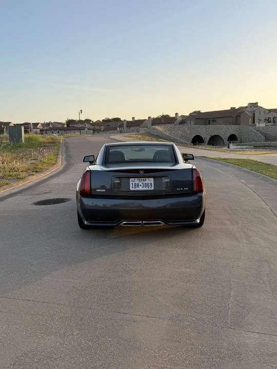 2009 Cadillac XLR - Image 13 of 31