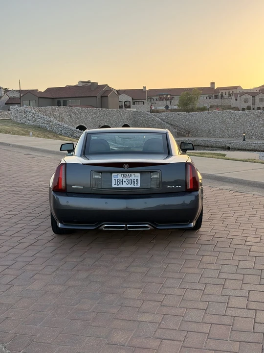 2009 Cadillac XLR - Image 14 of 31