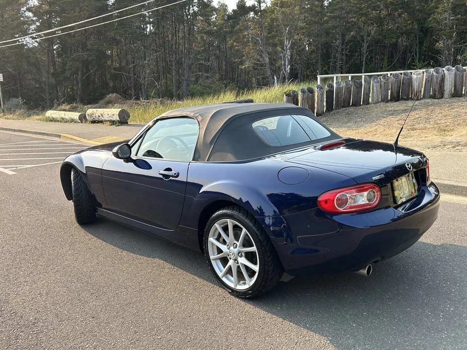 2009 Mazda NC MX-5 Miata - Image 7 of 31