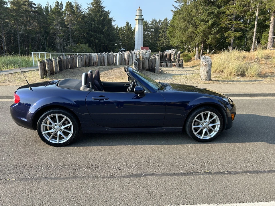2009 Mazda NC MX-5 Miata - Image 20 of 31