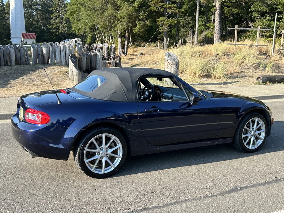 2009 Mazda NC MX-5 Miata - Image 11 of 31