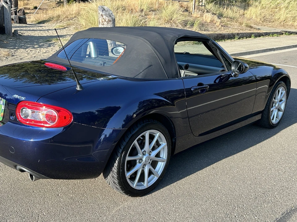 2009 Mazda NC MX-5 Miata - Image 10 of 31