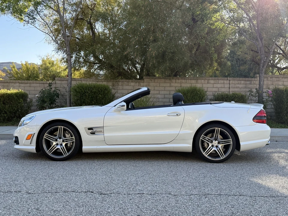 2009 Mercedes-Benz R230 SL 55 & SL 63 & SL 65 AMG - Image 3 of 31