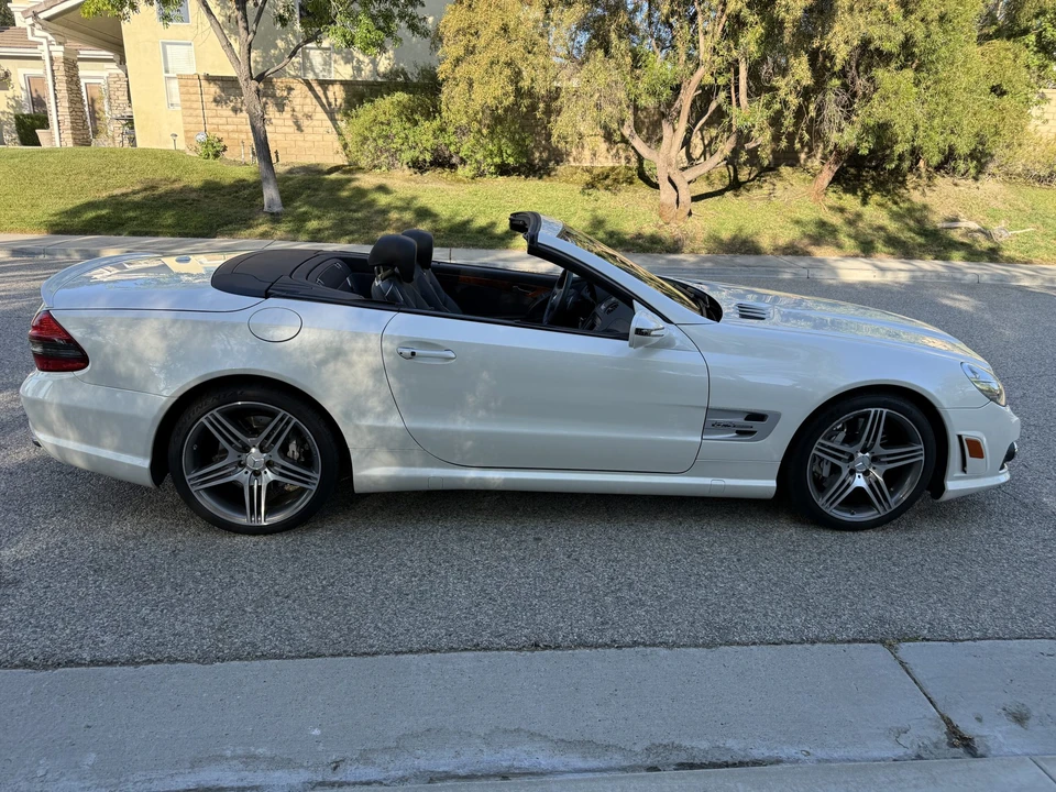 2009 Mercedes-Benz R230 SL 55 & SL 63 & SL 65 AMG - Image 5 of 31