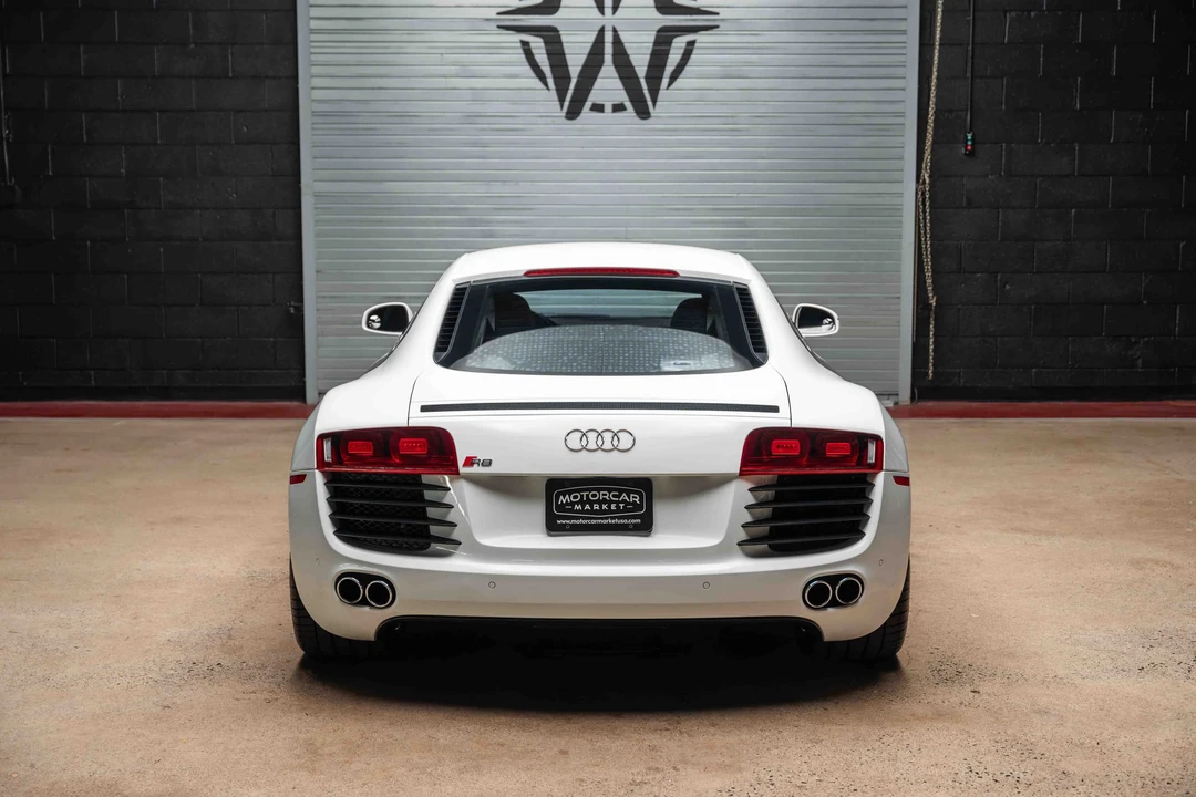 2010 Audi 42 R8 - Image 17 of 31