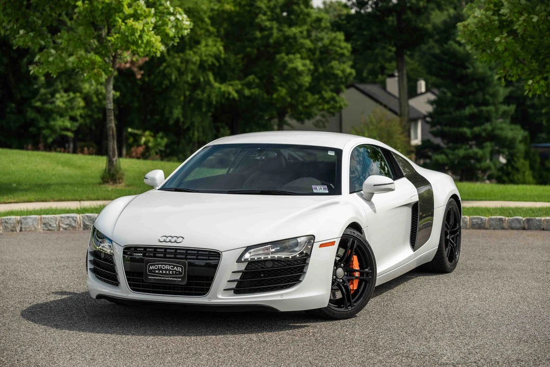 2010 Audi 42 R8 - Image 4 of 31