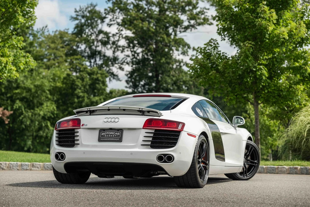 2010 Audi 42 R8 - Image 6 of 31