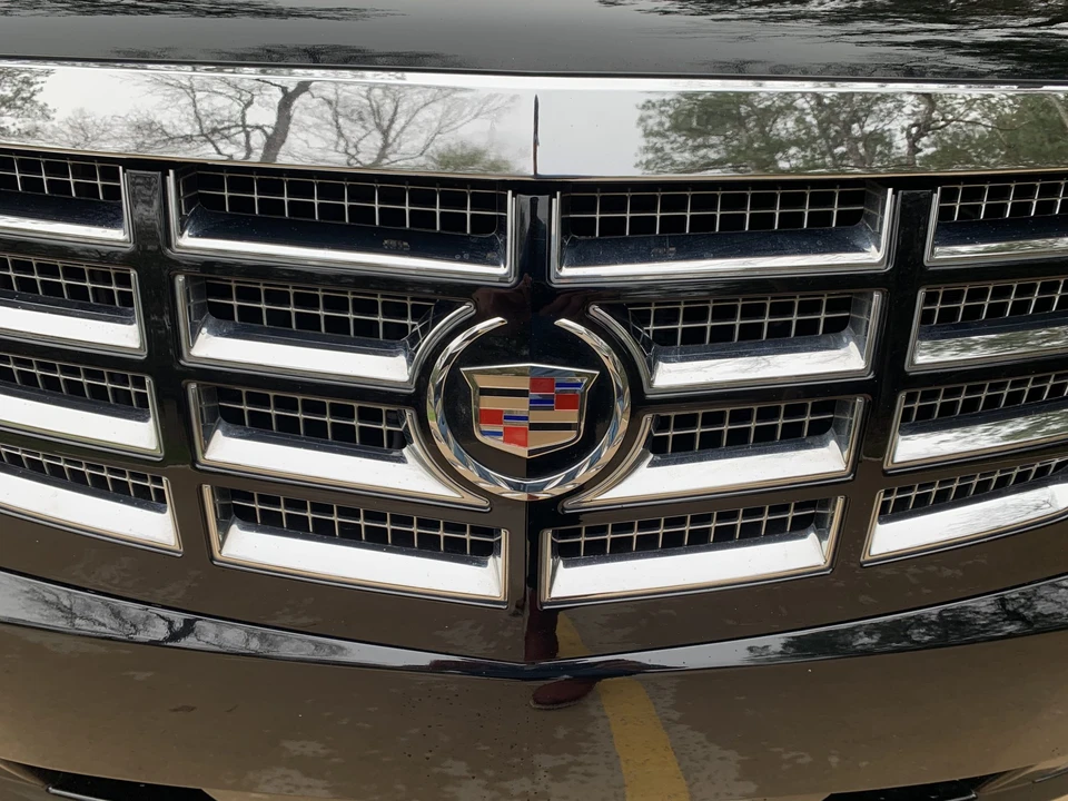 2010 Cadillac Escalade & EXT 3rd Gen - Image 20 of 31