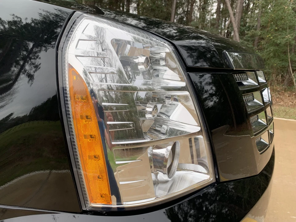 2010 Cadillac Escalade & EXT 3rd Gen - Image 21 of 31