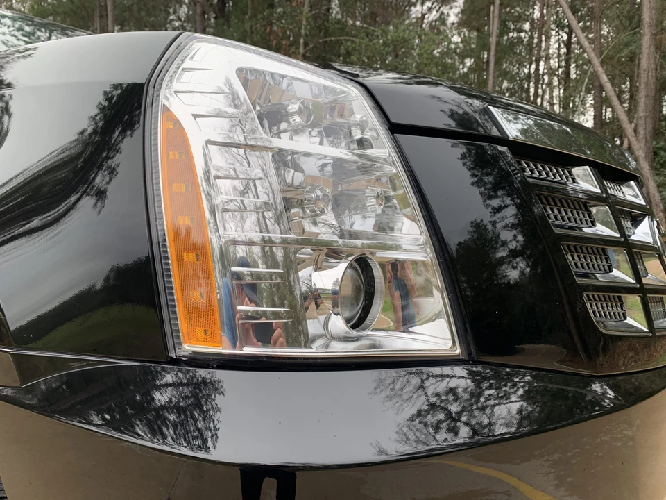 2010 Cadillac Escalade & EXT 3rd Gen - Image 22 of 31