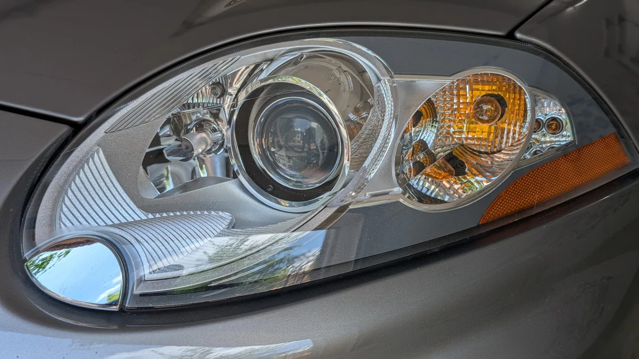2010 Jaguar X150 XKR - Image 19 of 31