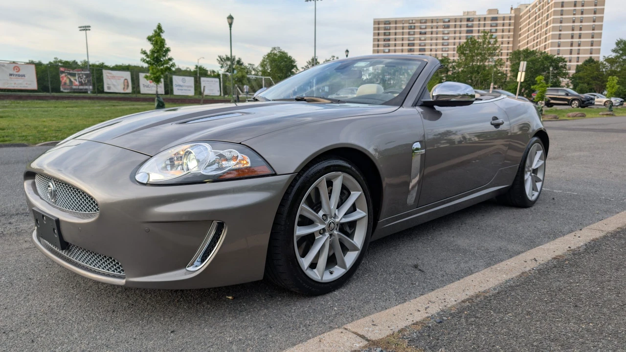 2010 Jaguar X150 XKR - Image 2 of 31