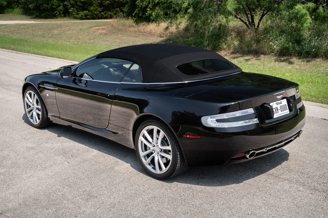 2011 Aston Martin DB9 - Image 4 of 31