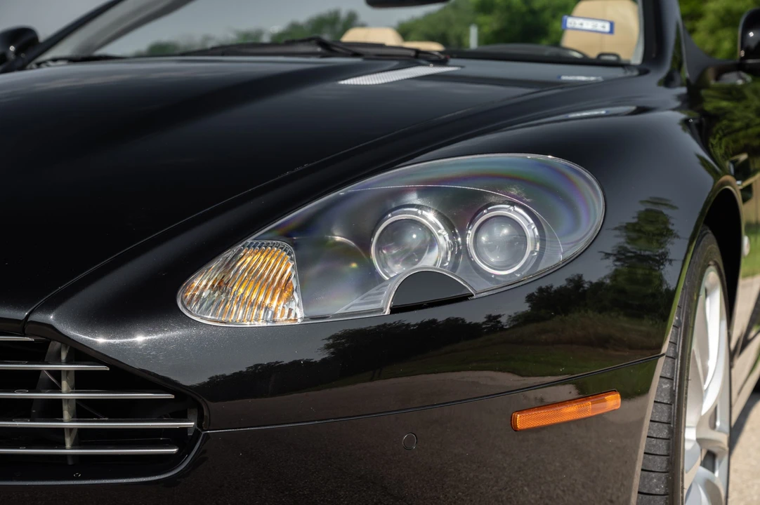 2011 Aston Martin DB9 - Image 21 of 31