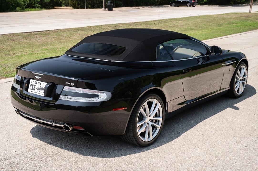 2011 Aston Martin DB9 - Image 6 of 31