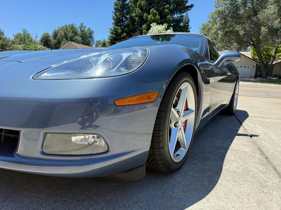 2011 Chevrolet Corvette C6 - Image 28 of 31