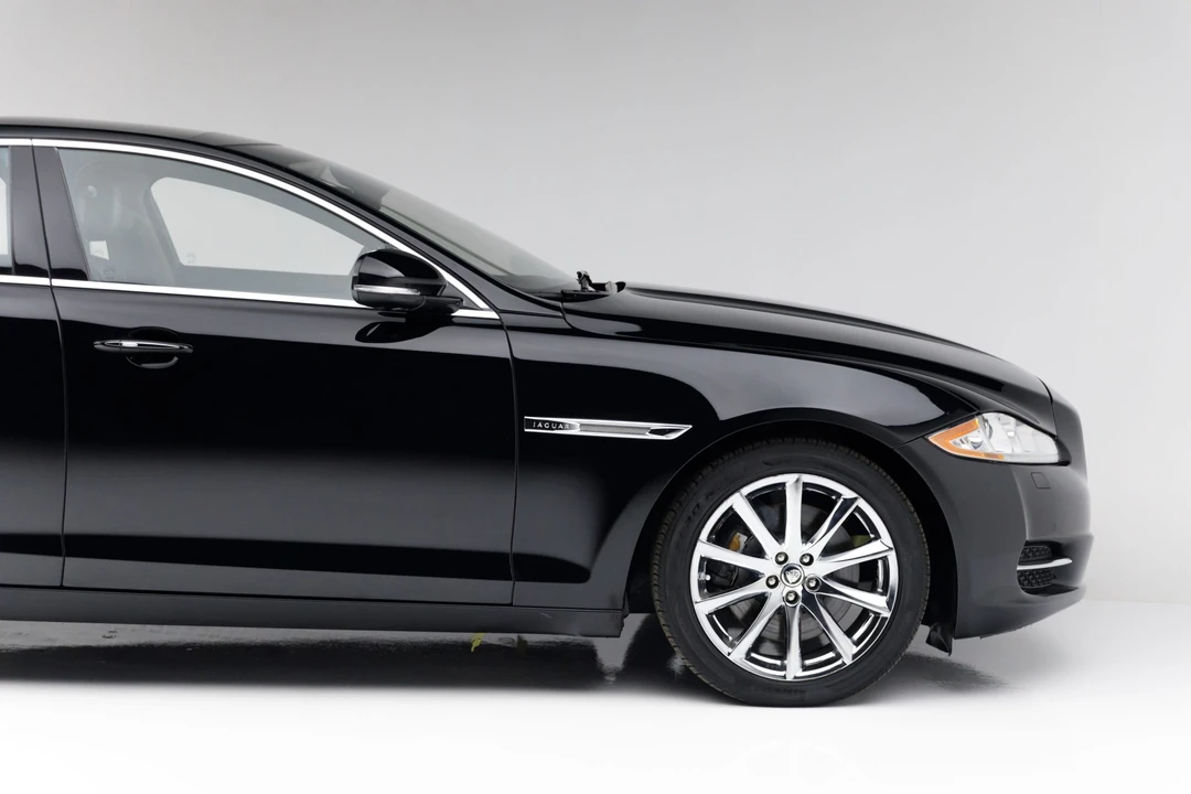 2011 Jaguar X351 XJ - Image 15 of 31