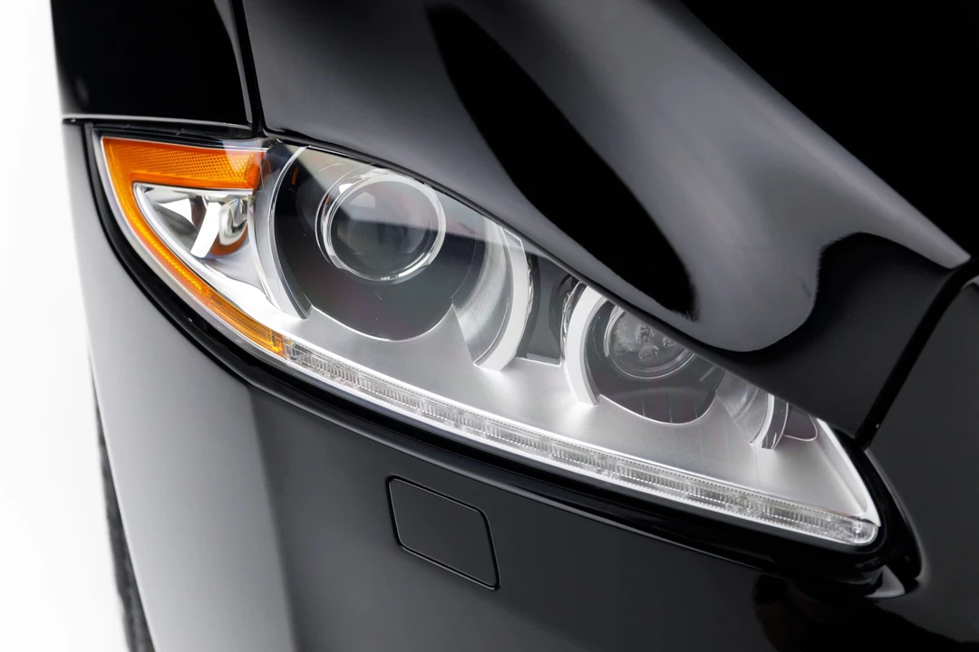 2011 Jaguar X351 XJ - Image 25 of 31