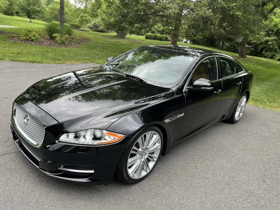 2011 Jaguar X351 XJ - Image 5 of 31