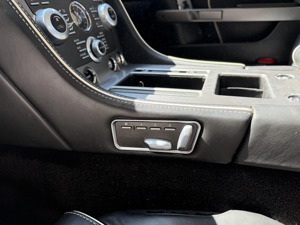 2012 Aston Martin Virage (2011-2012) - Image 29 of 31
