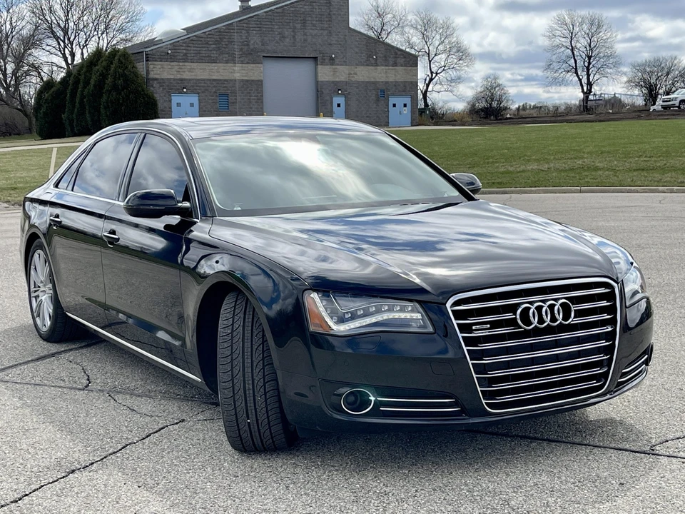 2012 Audi D4 A8 - Image 3 of 31