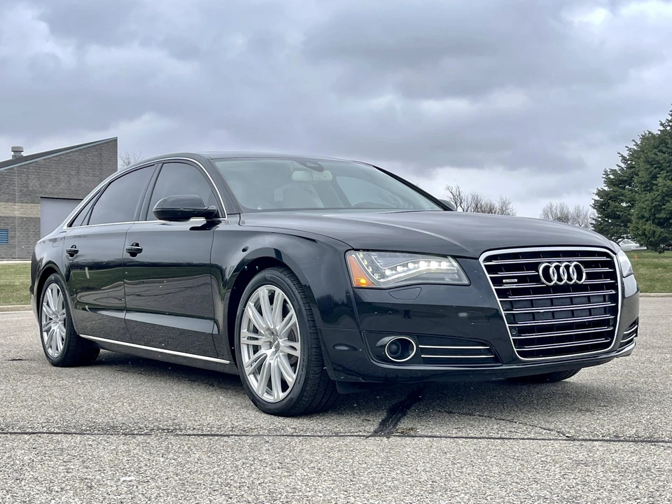 2012 Audi D4 A8 - Image 2 of 31