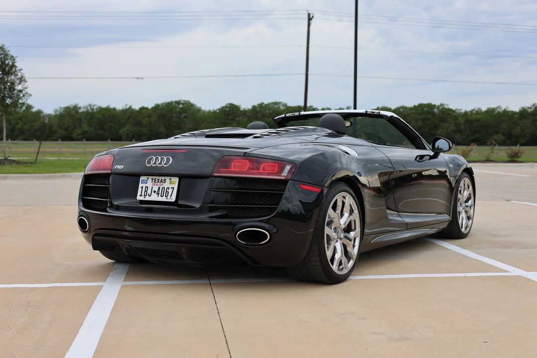 2012 Audi 42 R8 - Image 15 of 31