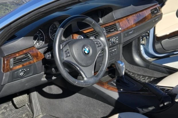 2012 BMW E93 3 Series Convertible - Image 5 of 7