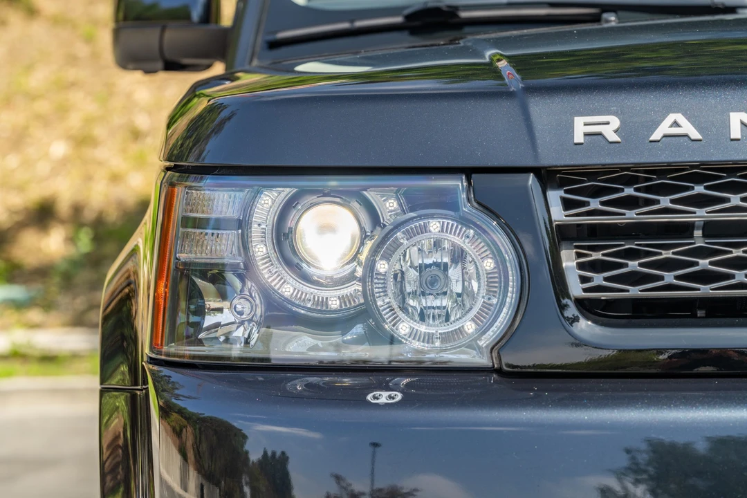 2012 Land Rover Range Rover Sport L320 - Image 13 of 31