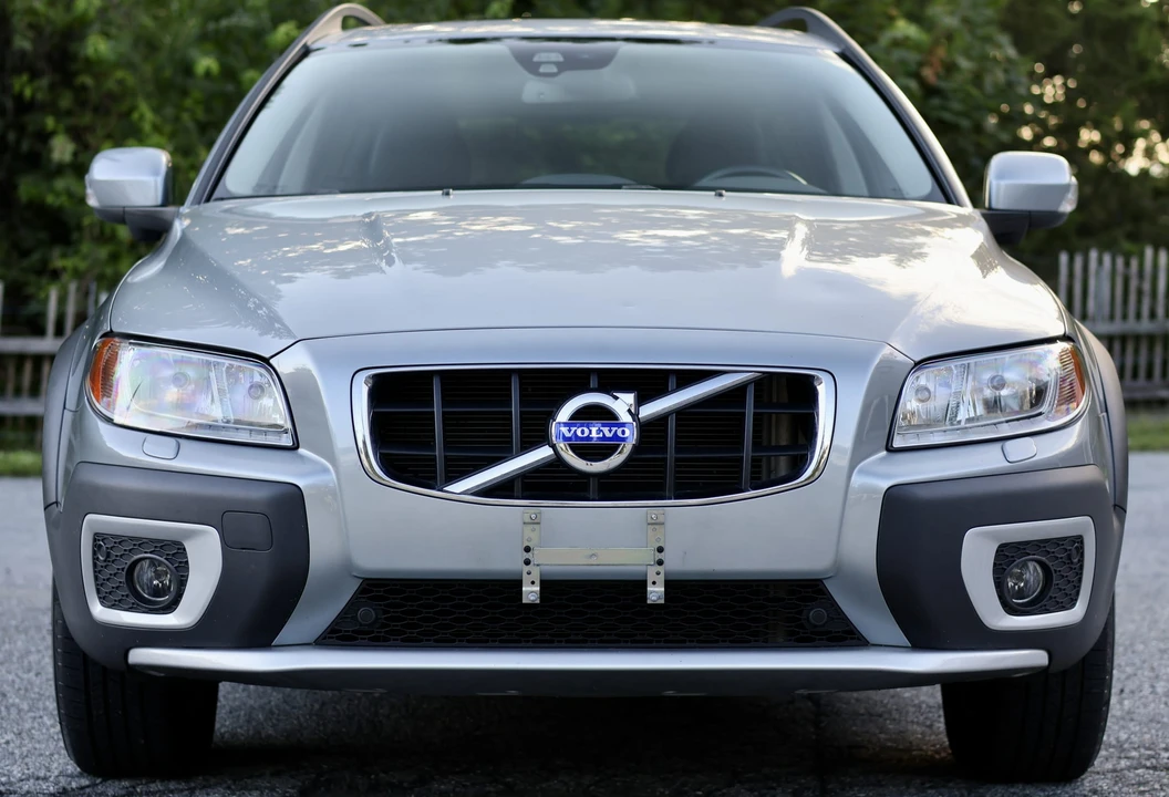 2012 Volvo XC70 3rd Gen - Image 21 of 31