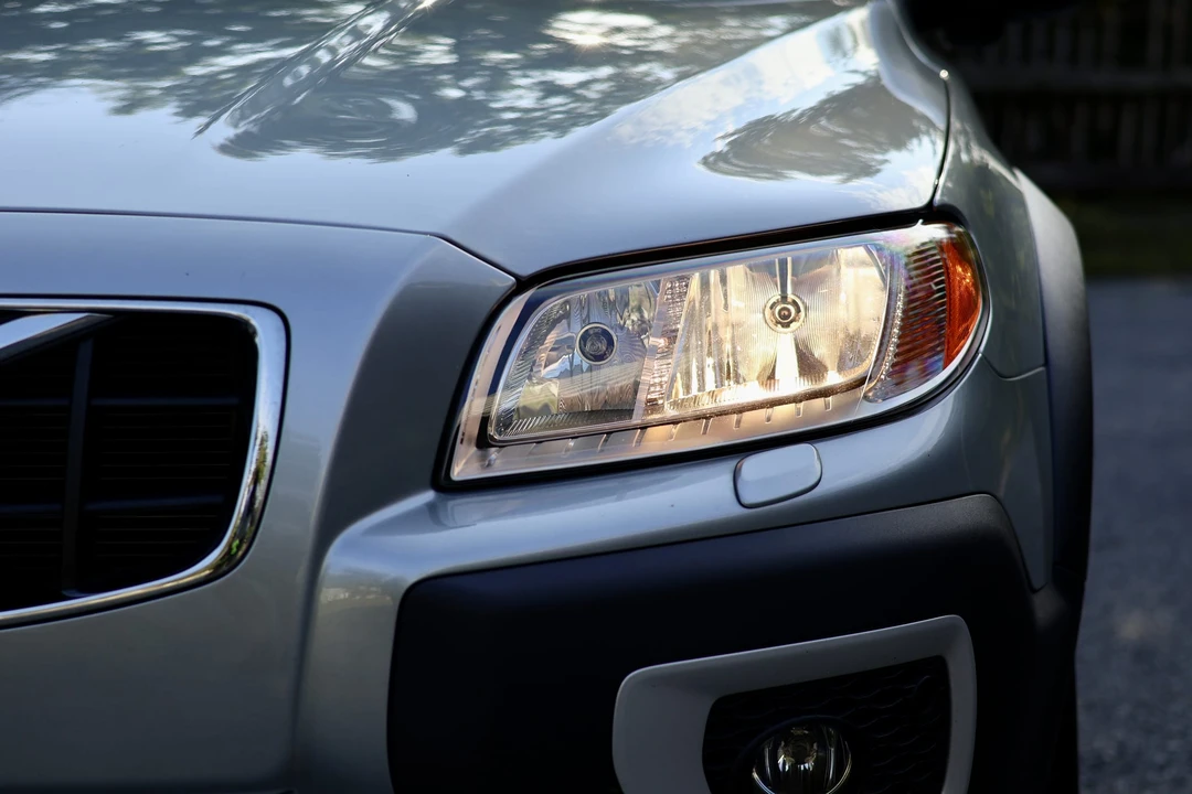 2012 Volvo XC70 3rd Gen - Image 31 of 31