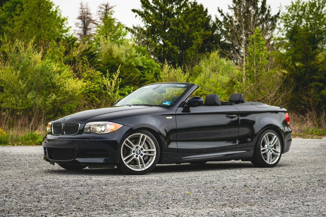 2013 BMW E82 135i & 135is - Image 30 of 31