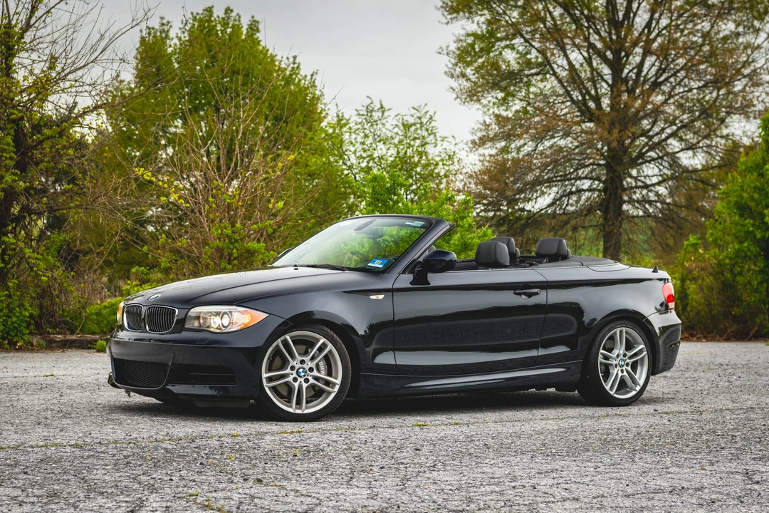 2013 BMW E82 135i & 135is - Image 29 of 31