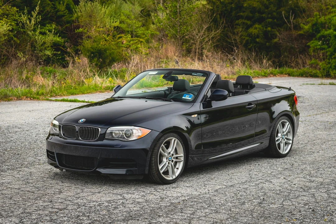 2013 BMW E82 135i & 135is - Image 20 of 31