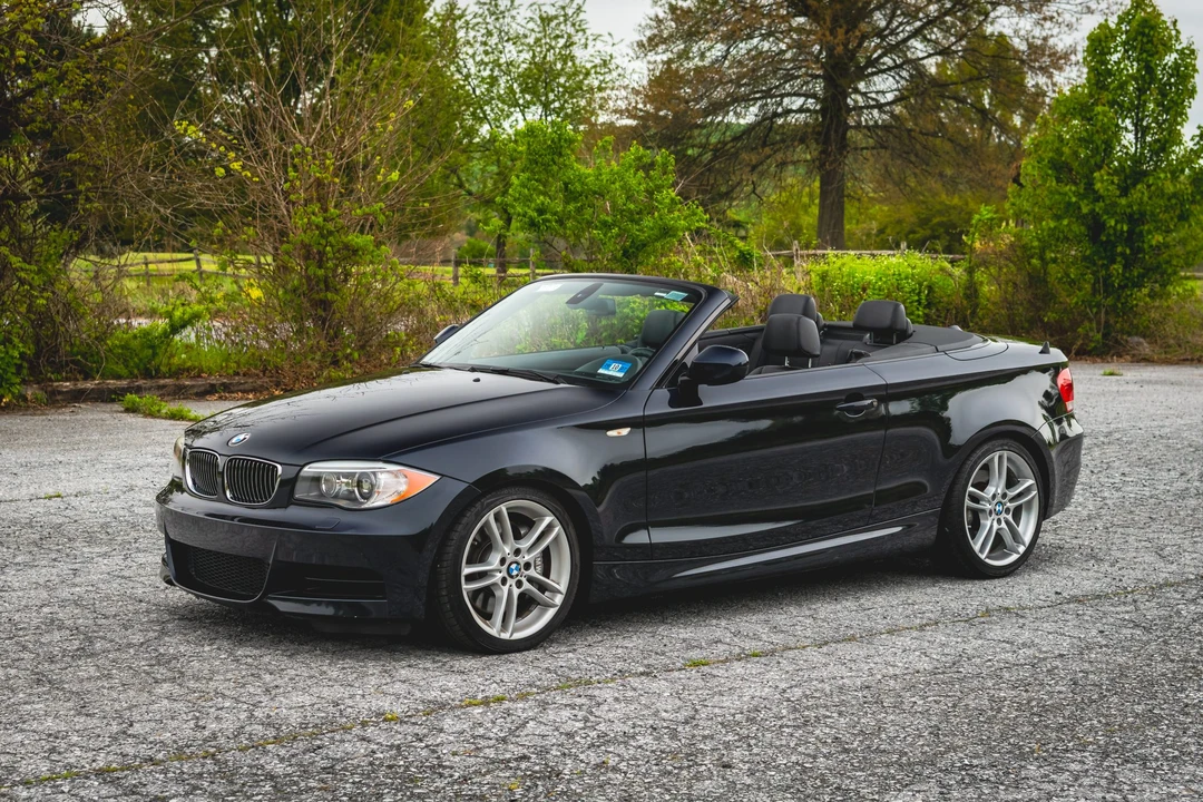 2013 BMW E82 135i & 135is - Image 27 of 31