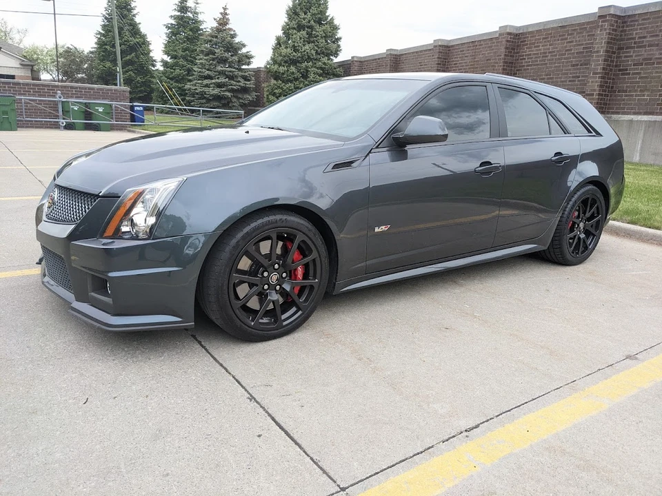 2013 Cadillac CTS-V 2nd Gen - Image 3 of 31