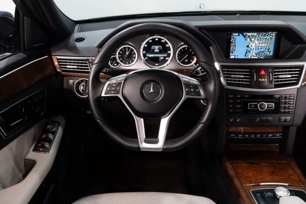 2013 Mercedes-Benz W212 E-Class - Image 6 of 8