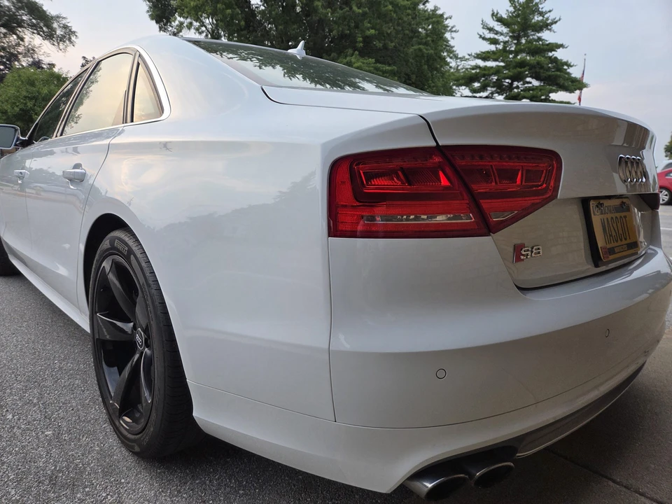 2014 Audi D4 S8 - Image 18 of 31