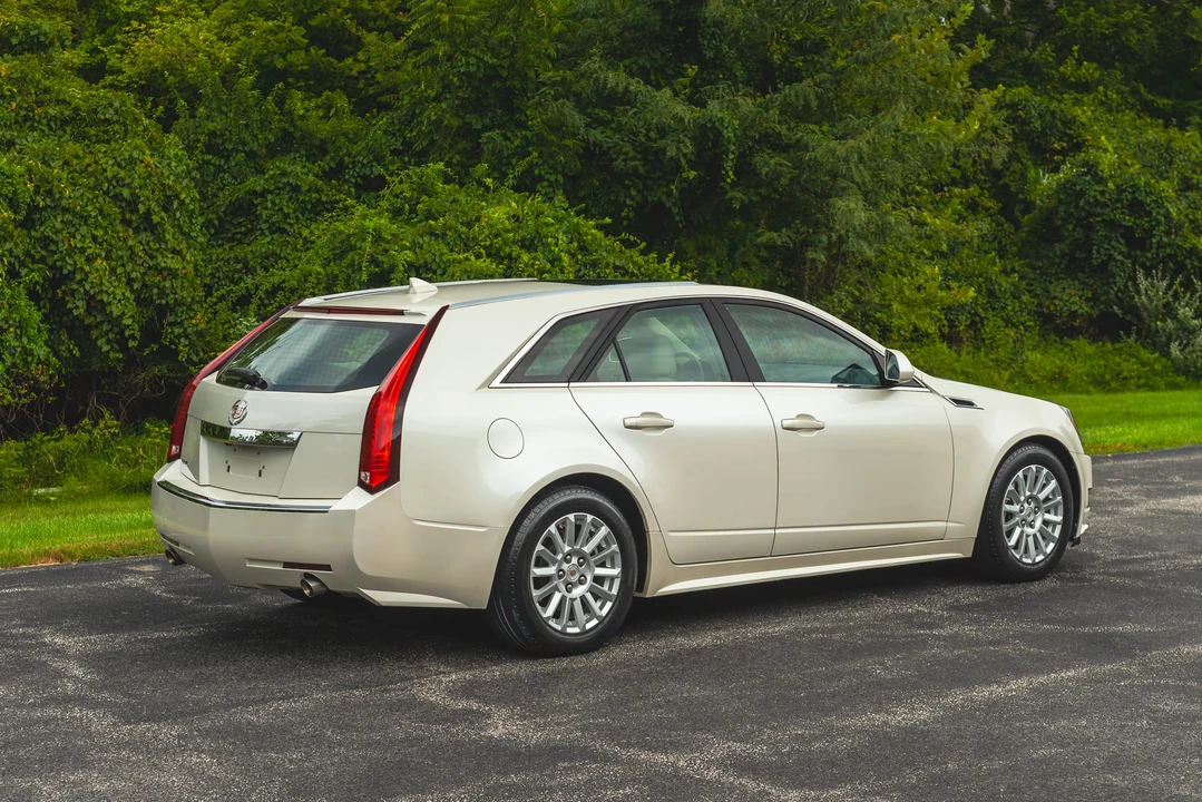 2014 Cadillac CTS 2nd Gen - Image 28 of 31
