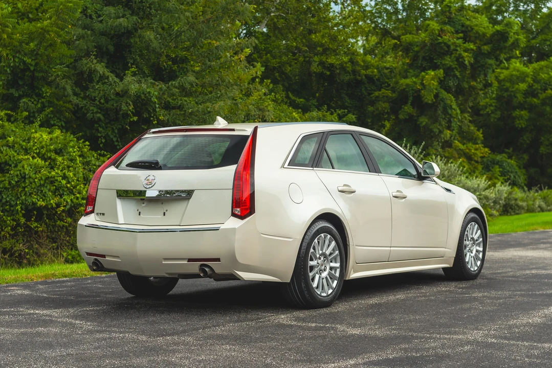 2014 Cadillac CTS 2nd Gen - Image 25 of 31