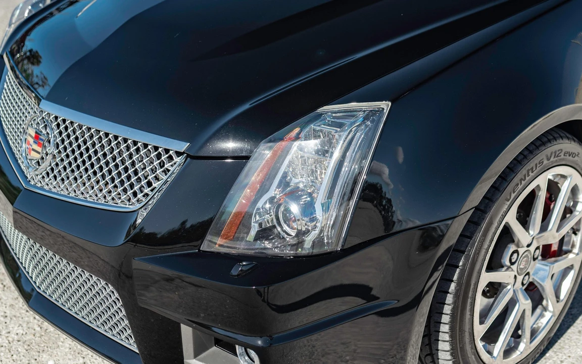 2014 Cadillac CTS-V 2nd Gen - Image 29 of 31